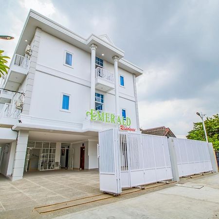 Emerald Residence メダン エクステリア 写真